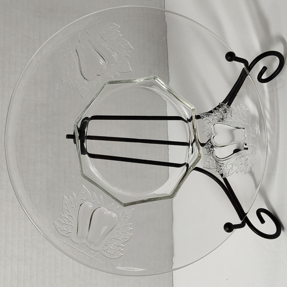 1950s Jeannette Clear Glass Baltimore Pear Pattern set of 3 plates - Picture 1 of 5